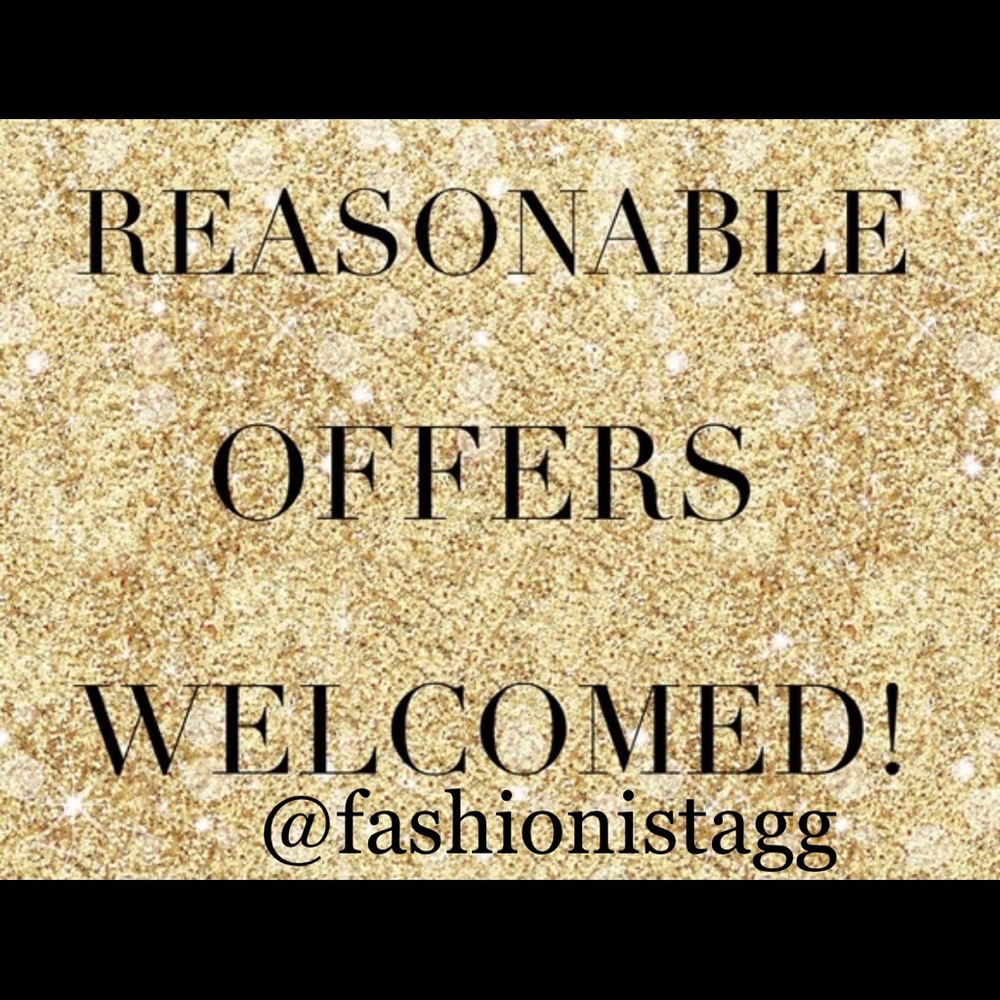 Happy Valentine’s!❤️ Make an offer ⭐️